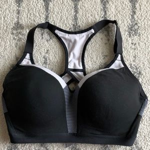 Victoria Secret Max Support Victoria Sport Bra